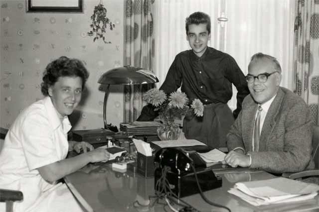 1953 - SECOND GENERATION OF COMPANY MANAGEMENT