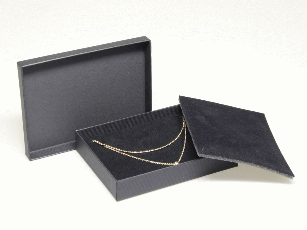 Cardboard boxes for small necklaces